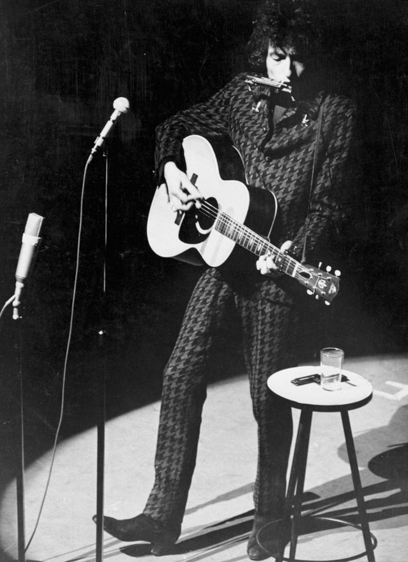 A Look At Bob Dylan's Style Evolution | Artful Living Magazine