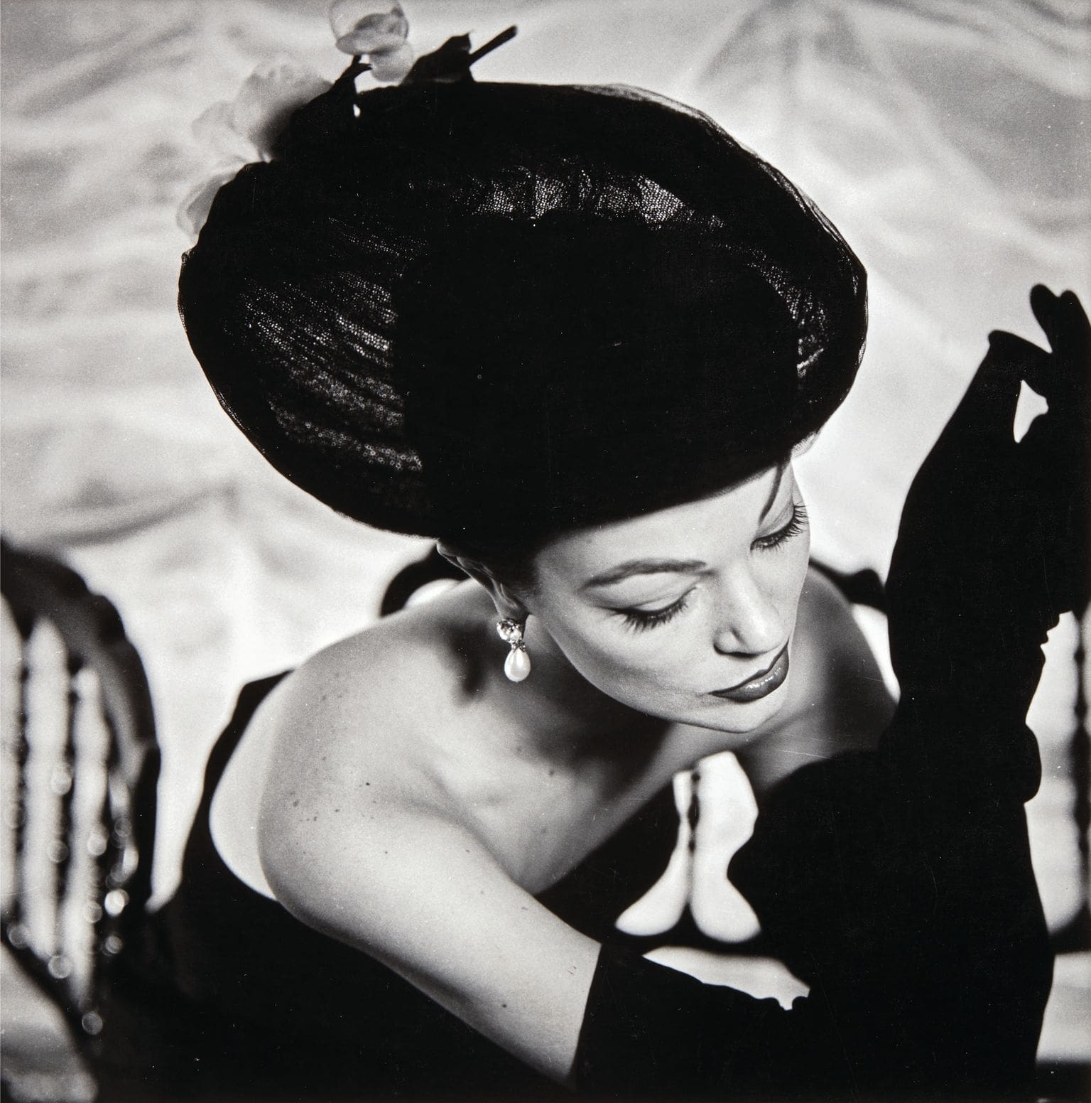 Artful Living | At Auction: The Art of Selling Famed Fashion Photography