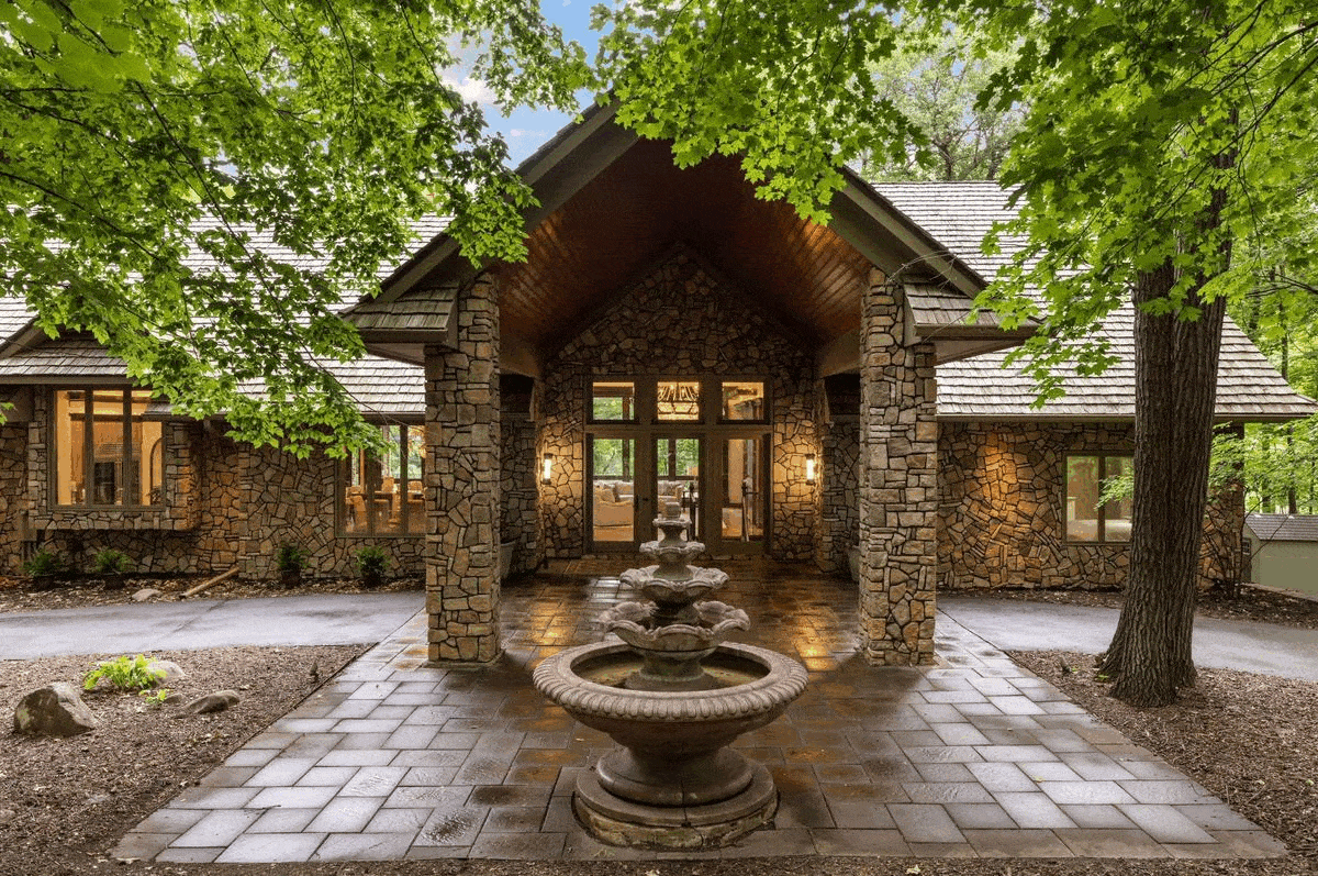 Artful Living | Hot Property: 3600 Northome Road, Deephaven