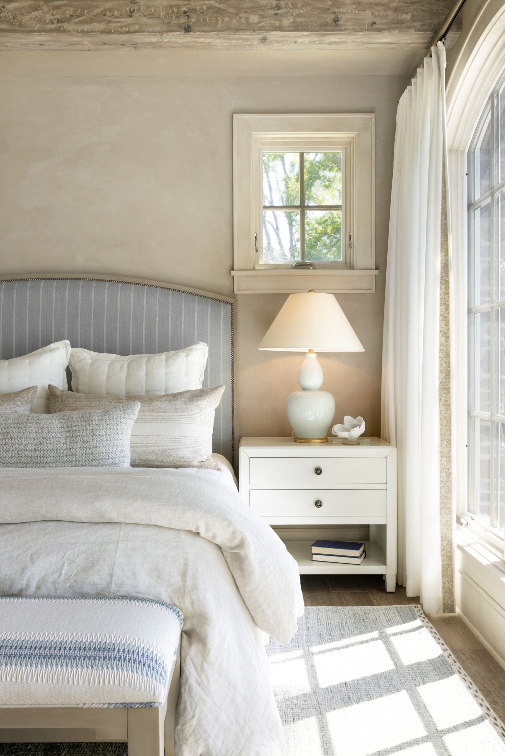 Artful Living | The Sitting Room Studio Reimagines a Sophisticated Lakeside Manor