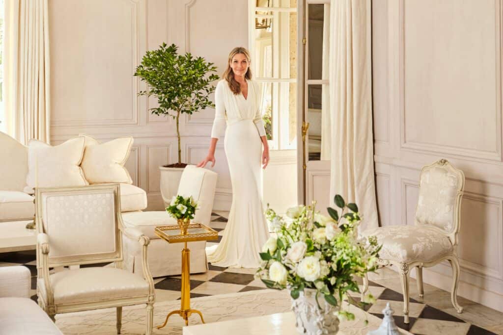 Artful Living | Aerin Lauder's Guide to Styling Flowers in Your Home