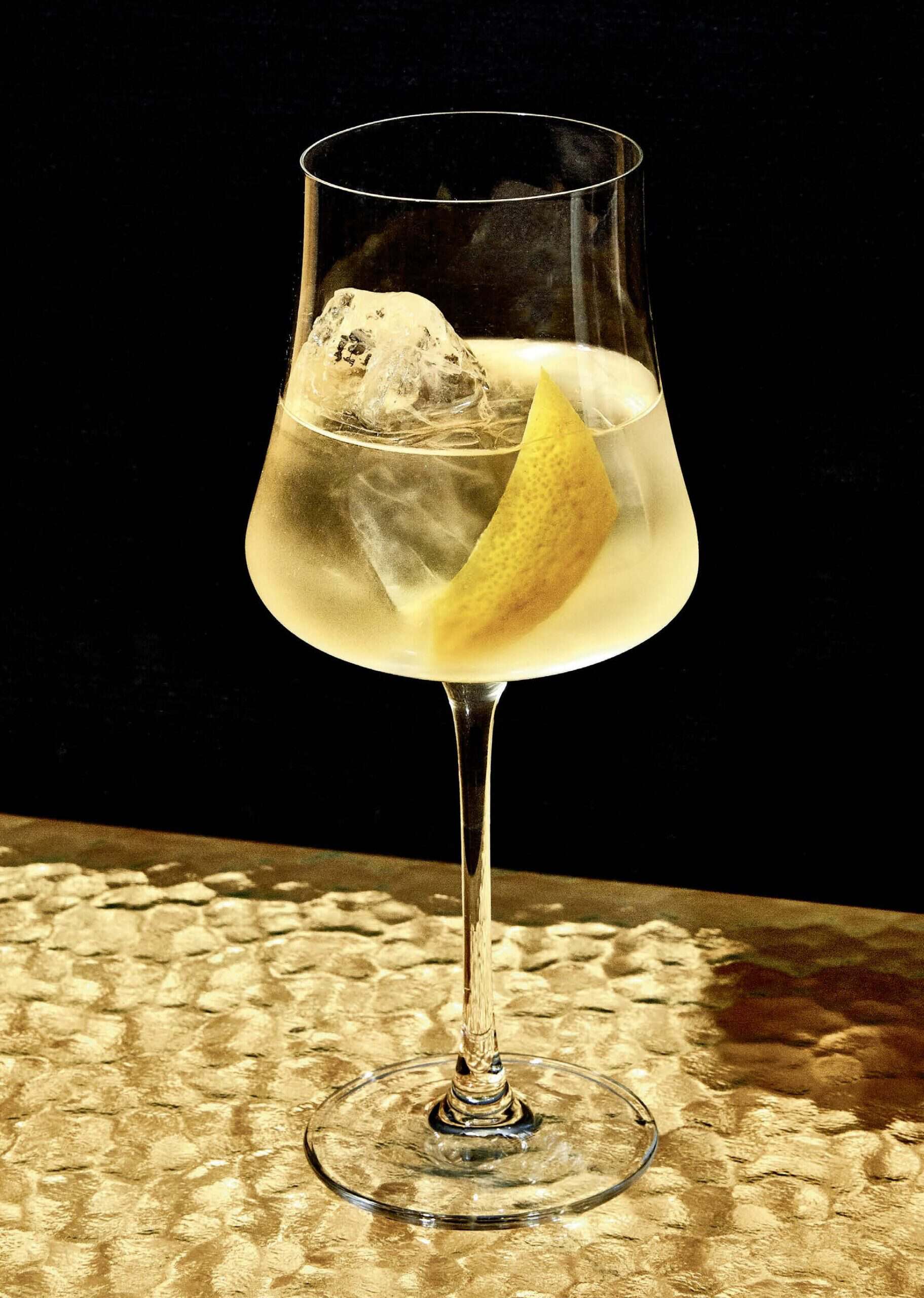 Artful Living | How Dry Bars and Nonalcoholic Beverages Became the Life of the Party