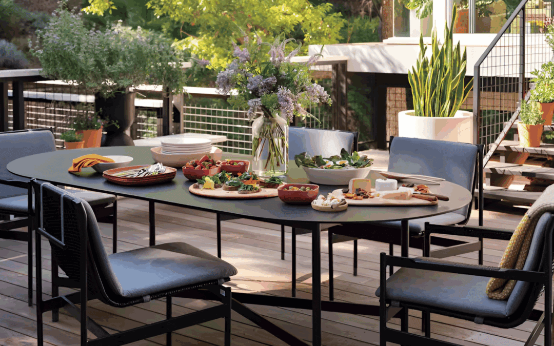 Curate the Ultimate Outdoor Oasis for Alfresco Entertaining