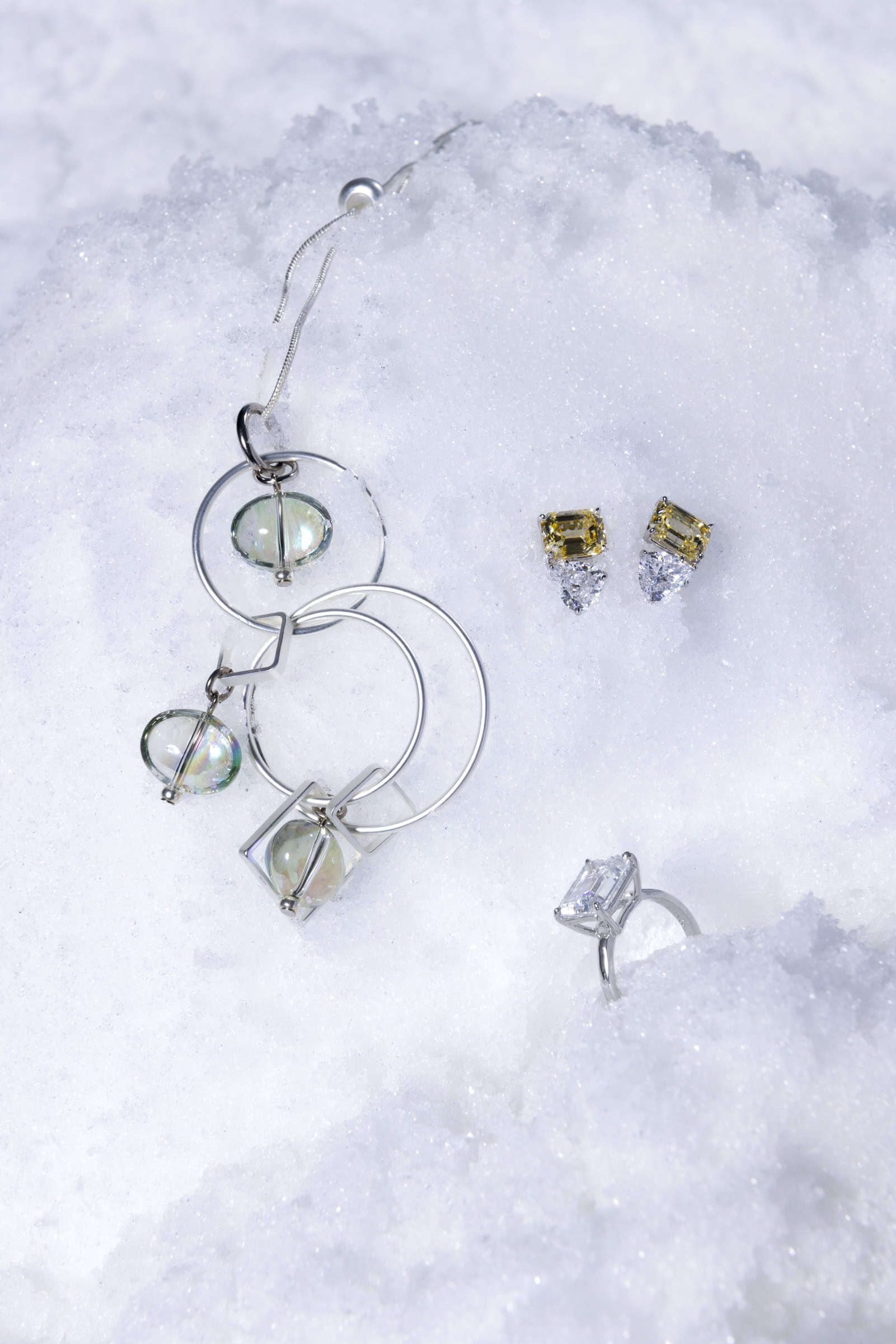 Artful Living | The Guide: Sparkling and Stylish Holiday Picks