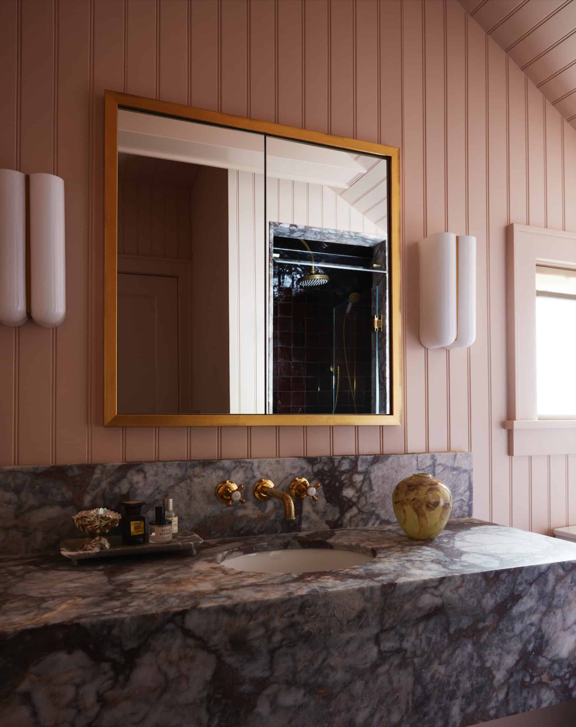 Artful Living | Inside Designer Anne McDonald's Alluringly Colorful Abode