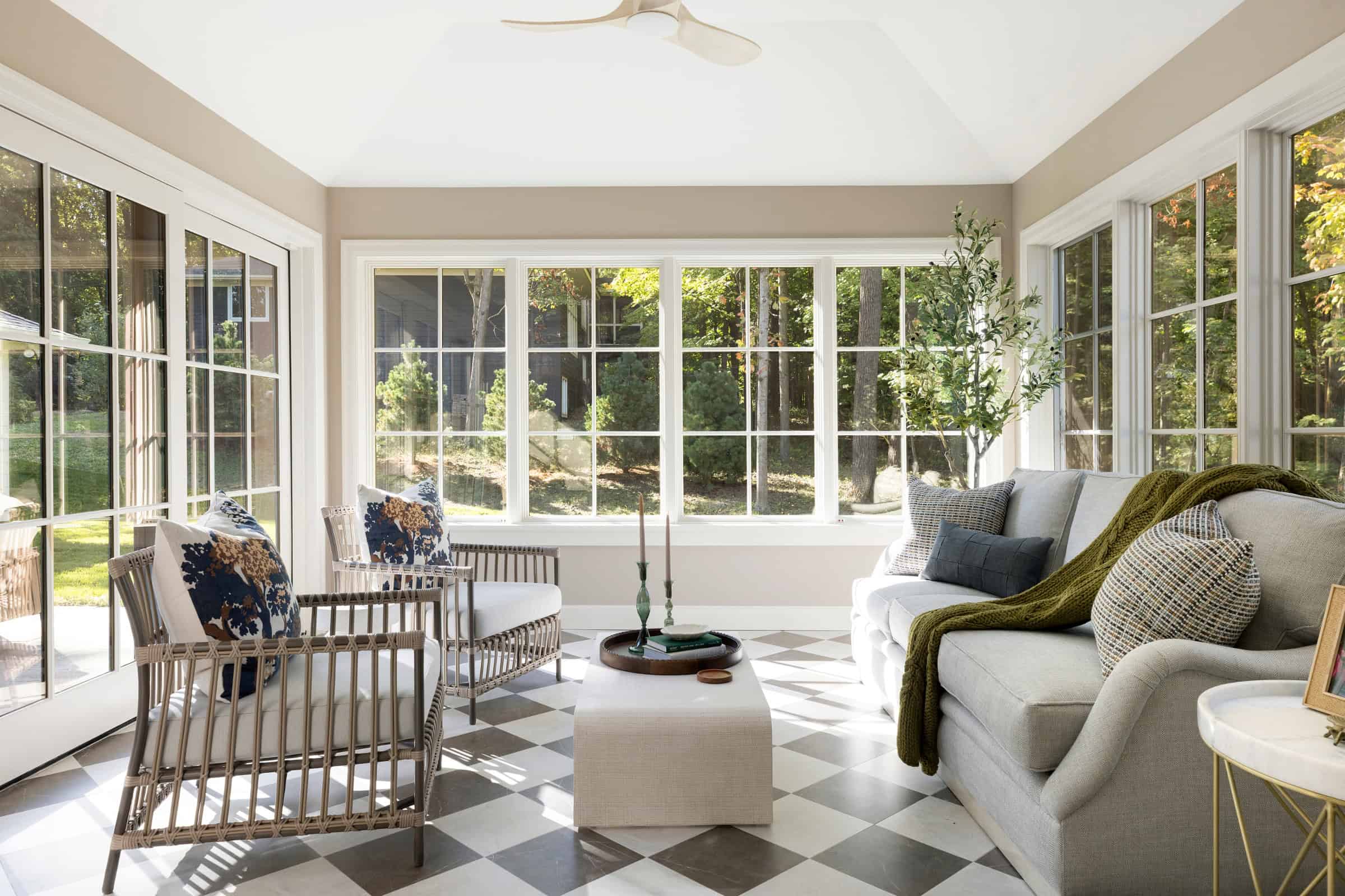Artful Living | Crafting a Minnetonka Oasis for Elevated Empty-Nest Living