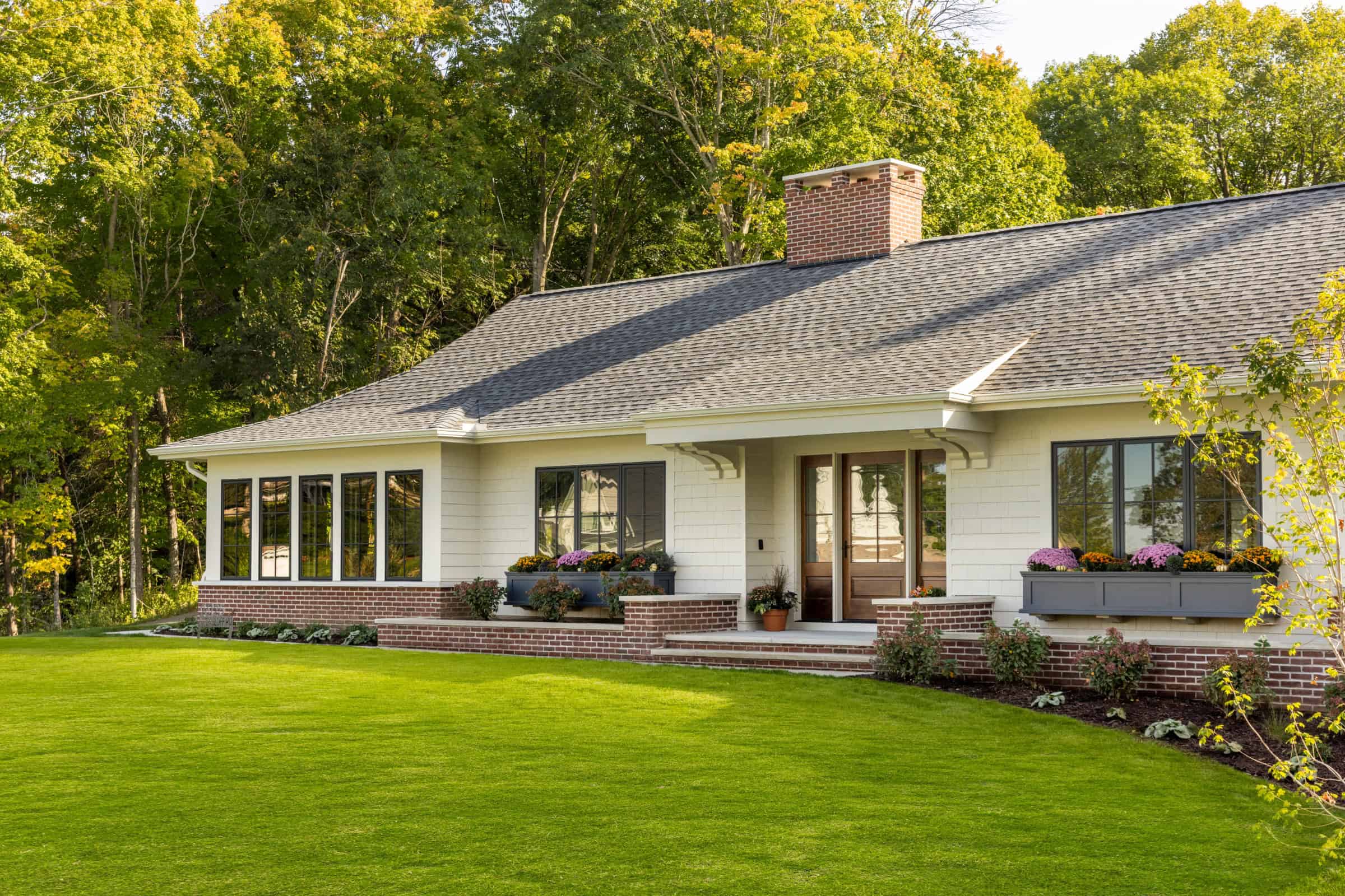 Artful Living | Crafting a Minnetonka Oasis for Elevated Empty-Nest Living