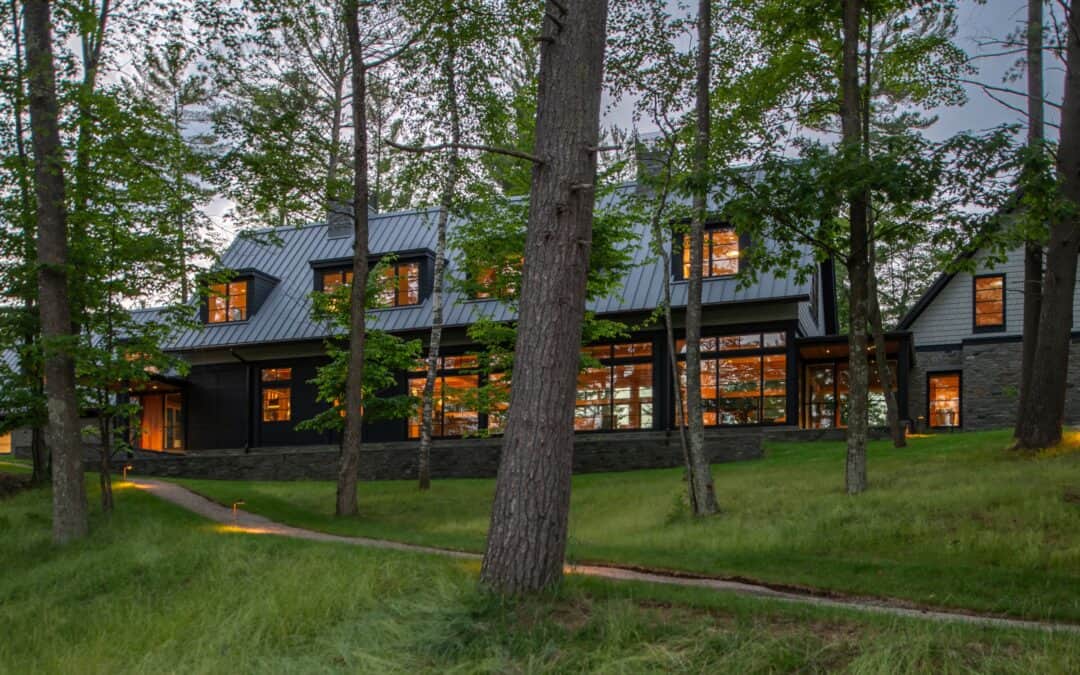 TEA2 Architects Creates a Scandinavian-Inspired Island Retreat