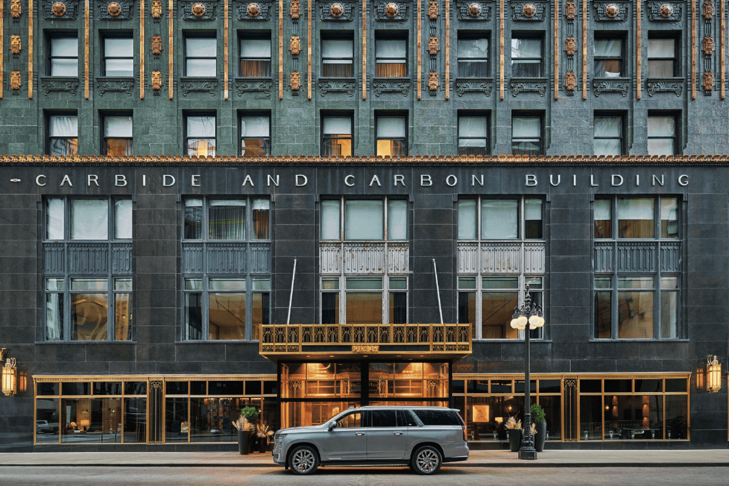 Artful Living | The Pendry Chicago Evokes the Golden Age of Travel