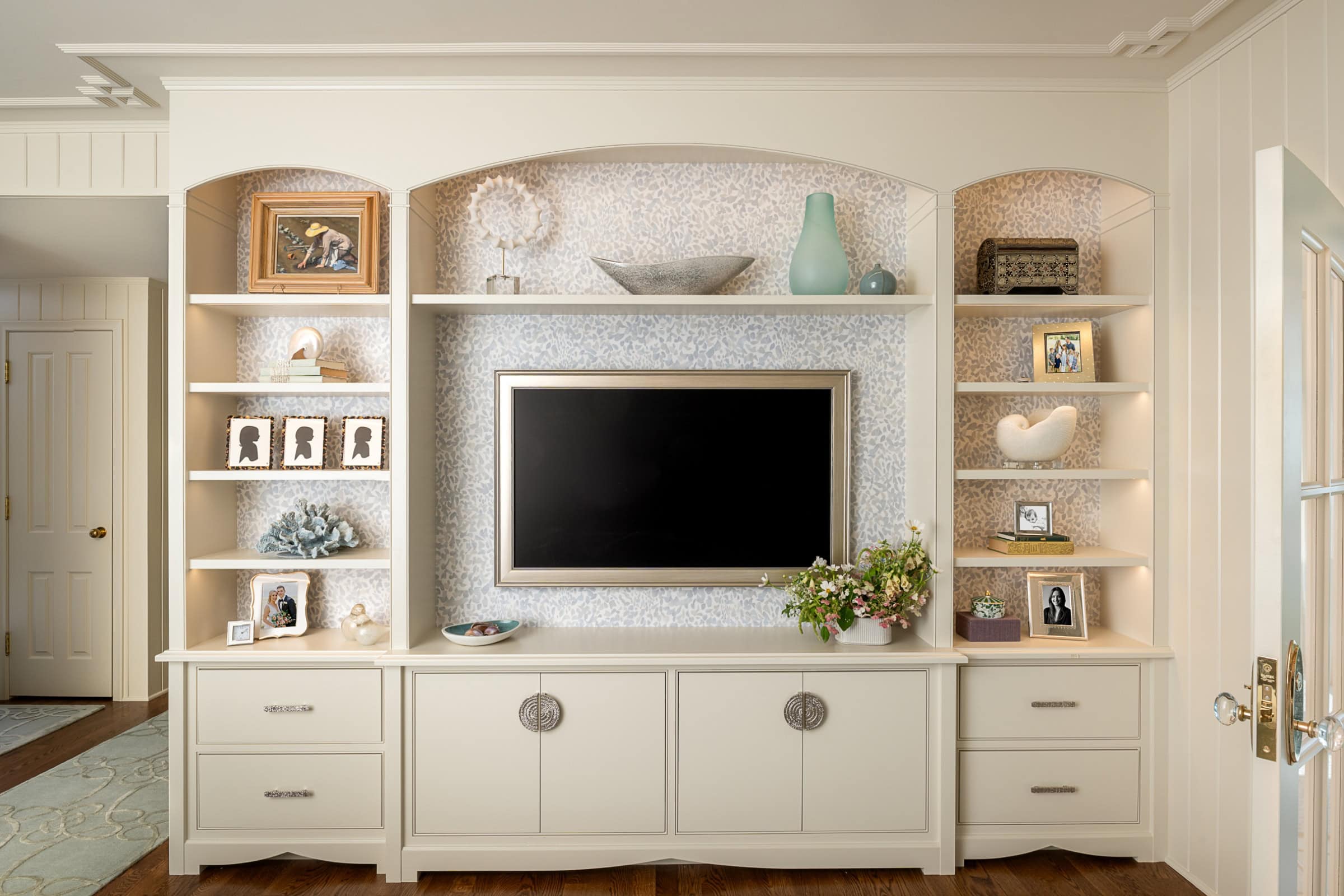 Artful Living | LiLu Interiors Reimagines a Timeless Primary Suite