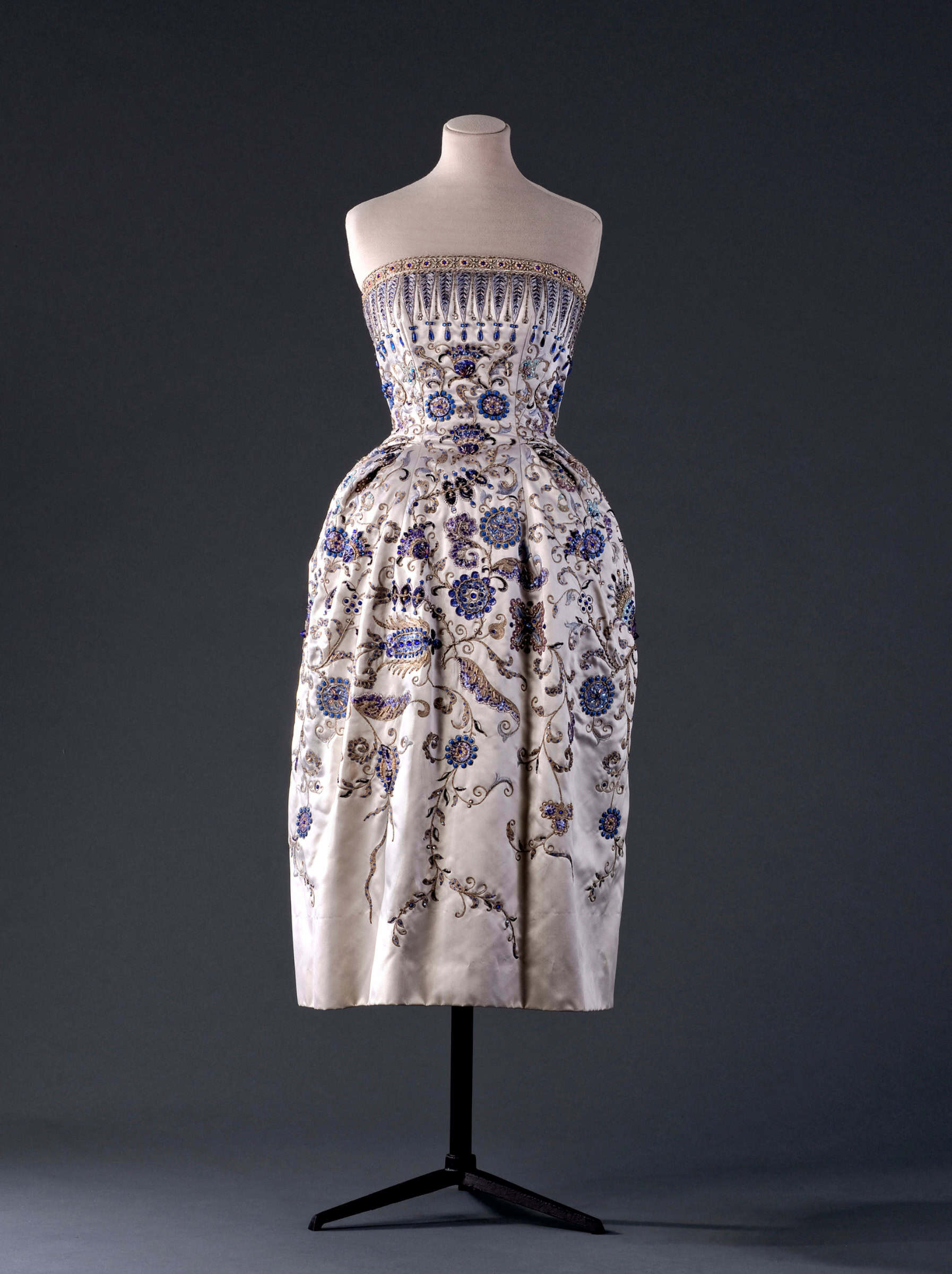 Artful Living | A Closer Look at Mia's Historic Paris Couture Exhibition