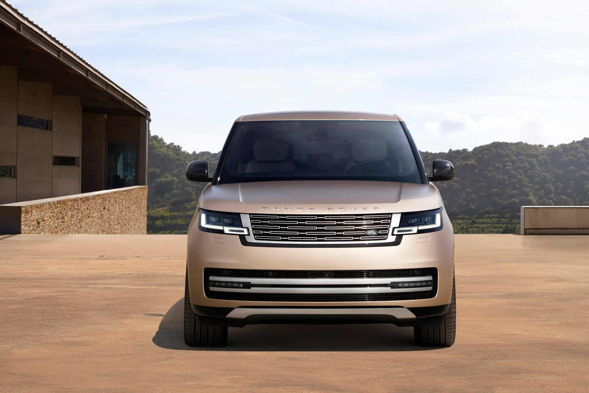 Artful Living | Why Range Rover is the Ultimate Modern Luxury SUV