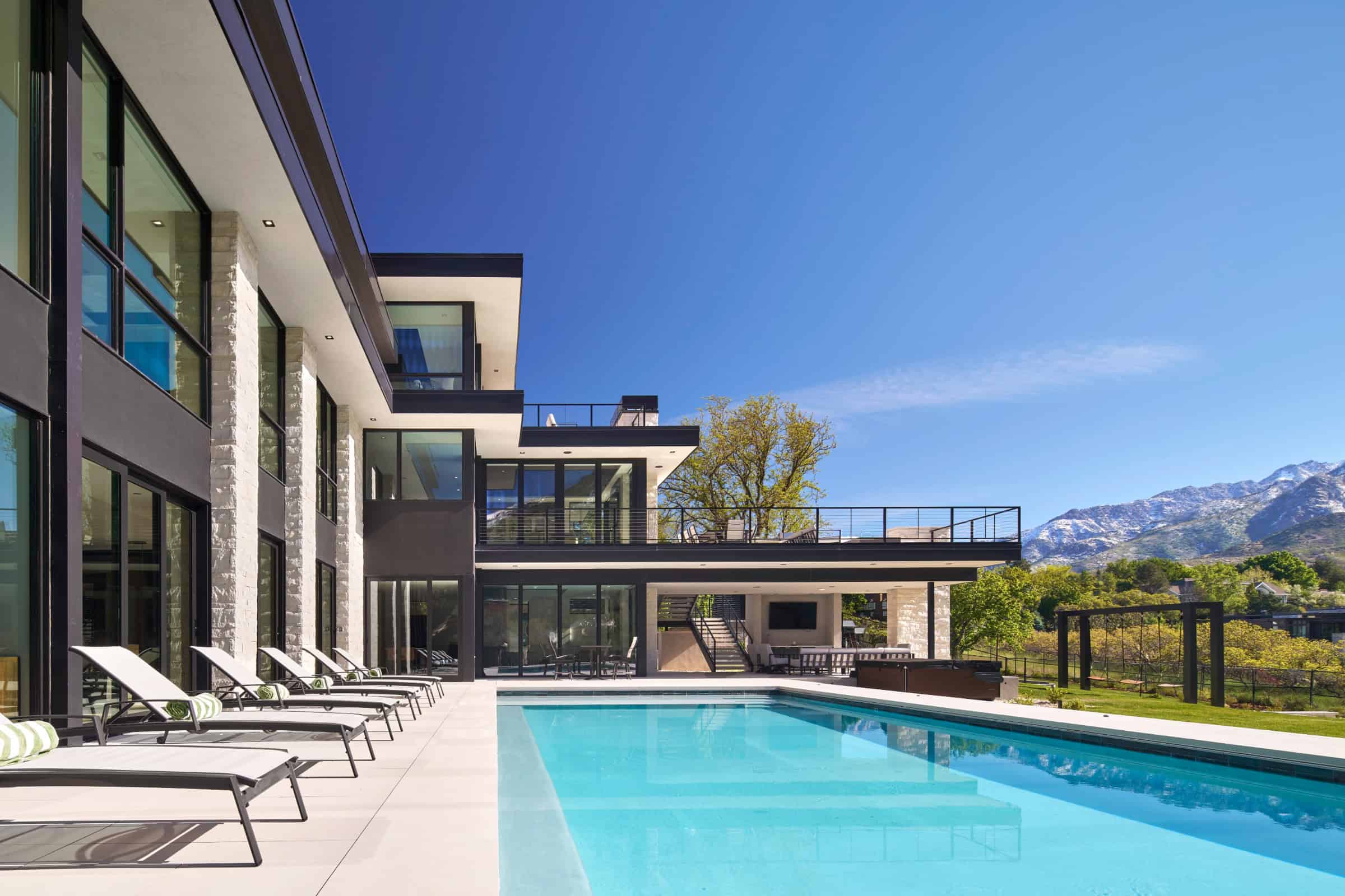 Artful Living | Charles Stinson Crafts an Idyllic Utah Mountain Home