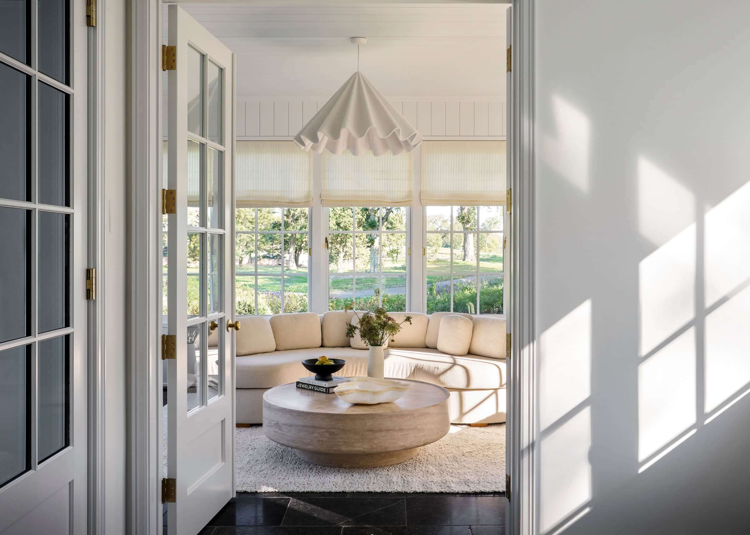 Artful Living | Hendel Homes Builds a Timeless, Airy Family Haven